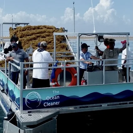 denis-jimenez-the-ocean-cleaner